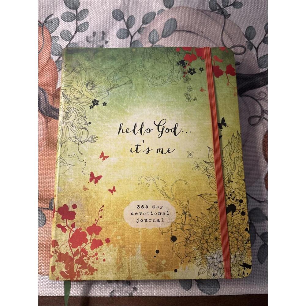 Hello God. It’s  Me: A 365-Day Devotional Journal Devotional Inspiration Book.